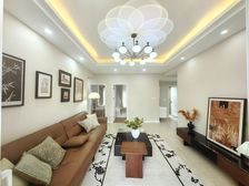 总高18层的,保利可爱岛 精装三房 ,朝中庭