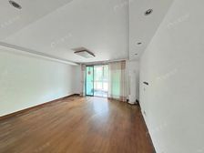 东方中华园园林式小区,精装修有产权车位,送大露台
