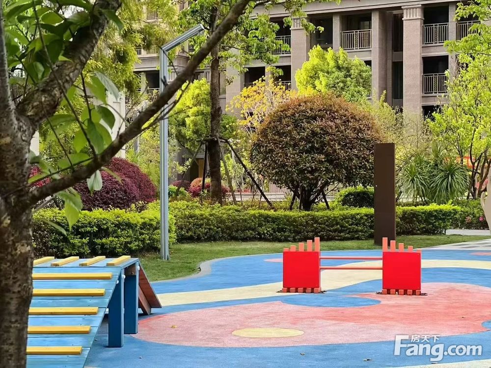 小区相关图