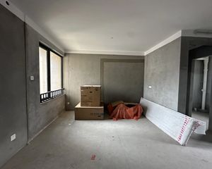 妙景和庭3室2厅1卫南朝向103.0万元/套出售