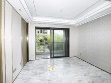 古北中泱公园·2室·2厅,品质小区,南北通透,非标户型