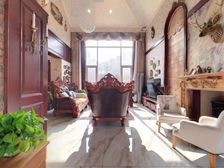 带2亩大花园,次新装修自住中,物况保养佳,挑高客厅,欢迎品鉴