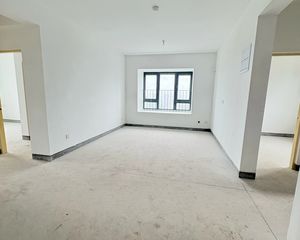 盛梅和苑3室2厅2卫南朝向190.0万元/套出售