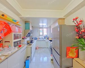 胜古北里一层,田字格好户型,精装修,看房方便