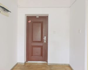 汇福家园南区2室1厅1卫南朝向173.0万元/套出售