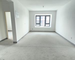 盛梅和苑3室2厅2卫南朝向190.0万元/套出售