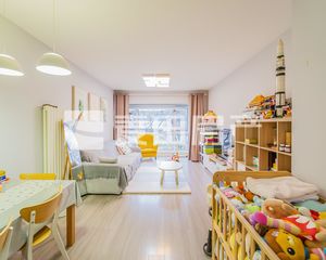正南季景沁园2室2厅精装修
