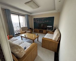 世博花园3室2厅2卫南朝向205.0万元/套出售