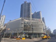 静安独栋、单价2字开头、70年产前、内环转角位置、产权交易