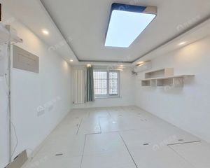望京北 地铁15号线花梨坎 后沙峪 次新房 满2年 精装入住