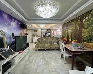 碧水莲晴三期4室2厅2卫南朝向159.0万元/套出售