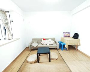 宝翠茗苑1室1厅1卫南朝向85.0万元/套出售