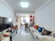 双拼别墅 精装修 环 绕式花园 停车方便 您梦想的家园,诚售