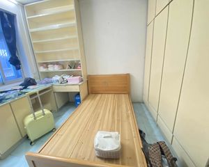 实验电影公司宿舍2房1厅60m277万
