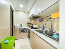 华全在,近瑞金医院,高层视野好,精装自住保养好,欢迎品鉴。