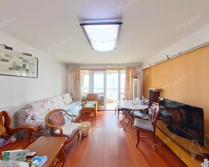 丰台北路南北通透两居 满五简装低楼层