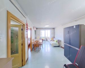 酒仙桥电子城小区(西区)高层二居室双卧分型方正无遮挡