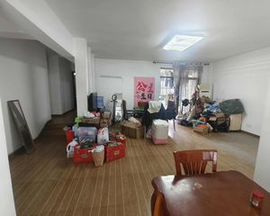 万正鸣翠谷满五免税,带车位,亏本卖房,
