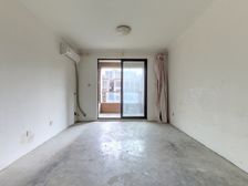 低密度洋房小区,车位充足,南北二房 高