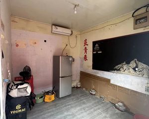 西城区金融街钟声胡同80平精装南北通透 满五住宅1100万