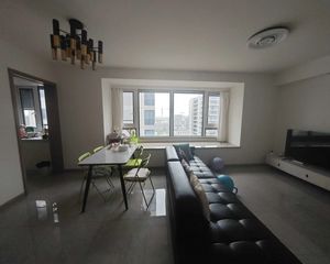 滨江滨涛府3室2厅2卫南朝向330.0万元/套出售