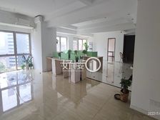 大坪石油路轻轨出口,万科中心,精装办公室出租