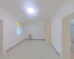 霍营·华龙苑南里 南北朝向中间楼层大一居