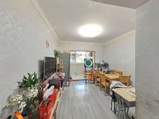 可以小刀,刚需主打一个居住实惠,简装标准欢迎来看