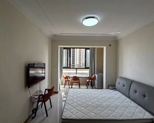 海上海广场(二区) 有电梯 正规商品房 停车方便 次新房
