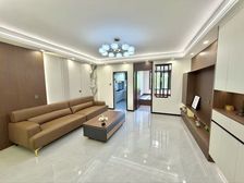 保师附校 四季城 豪装三居室 看房方便