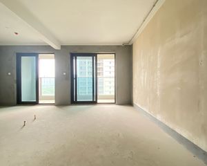 金茂花漫里3室2厅1卫南朝向90.0万元/套出售