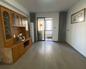 洋江水岸3室2厅2卫南朝向180.0万元/套出售