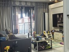 天筑塞纳4房2厅75万