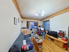 翠苑三区 三室一厅东边套 户型方正 采光好 房东诚心出售