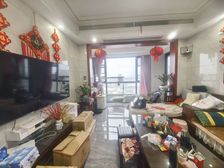 恒厚东城阳光4室2厅2卫南朝向220.0万元/套出售