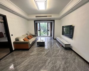 春江郦城4室2厅2卫南朝向228.0万元/套出售