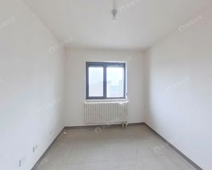 东坝·晏河湾七区·东西通透一居 靠近北中