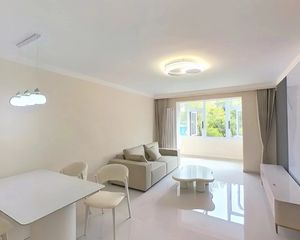 建新南区精装修大两居室出售,价格好谈
