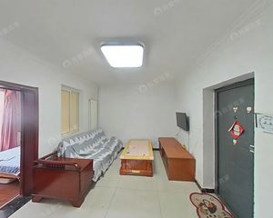 近城铁 仓房小区 2居室 中间楼层 精装两居