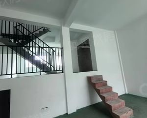 阳光清晨联排别墅,东边套,大花园,位置安静,毛坯,诚心出售