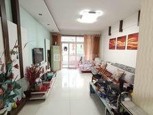 东山花园 八中 深圳路小学对面 三楼