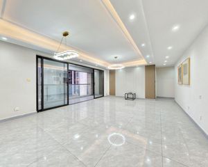 维护人直推,急售,价格有惊喜,人居东湖长岛 4室2厅