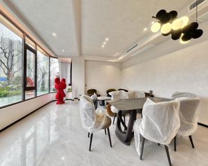 东二环,万象城旁,急售价格可谈,带装修新希望天府锦麟壹品,南