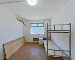 东三环 三里屯 农展馆 团结湖地铁低总价两居 满五年 采光好