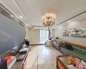适合四世同堂居住的高品质电梯洋房 总高十层 中间楼层