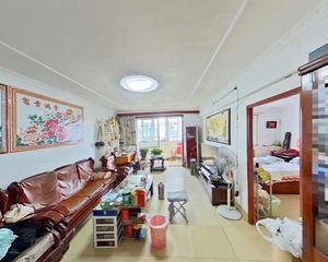 丽泽·丰益花园西区·楼层好采光足,出行方便,有公园。