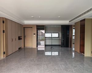 金珺府 双卫 朝南 近地铁 精装可拎包入住 商品房