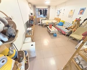 石园东区一居室出售,价格好谈