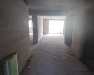 新世纪花园B区经典小户型,居住舒适度高