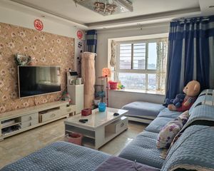南北通透警安花园3室2厅精装修